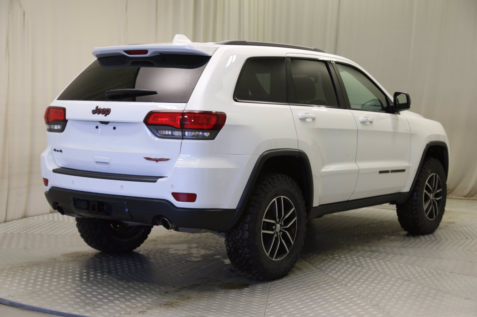 Certified Pre-Owned 2017 Jeep Grand Cherokee Trailhawk 4WD*LEATHER ...