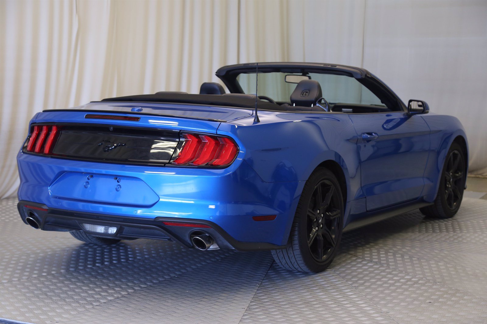 Certified Pre-Owned 2019 Ford Mustang Convertible*LEATHER*NAV* RWD ...