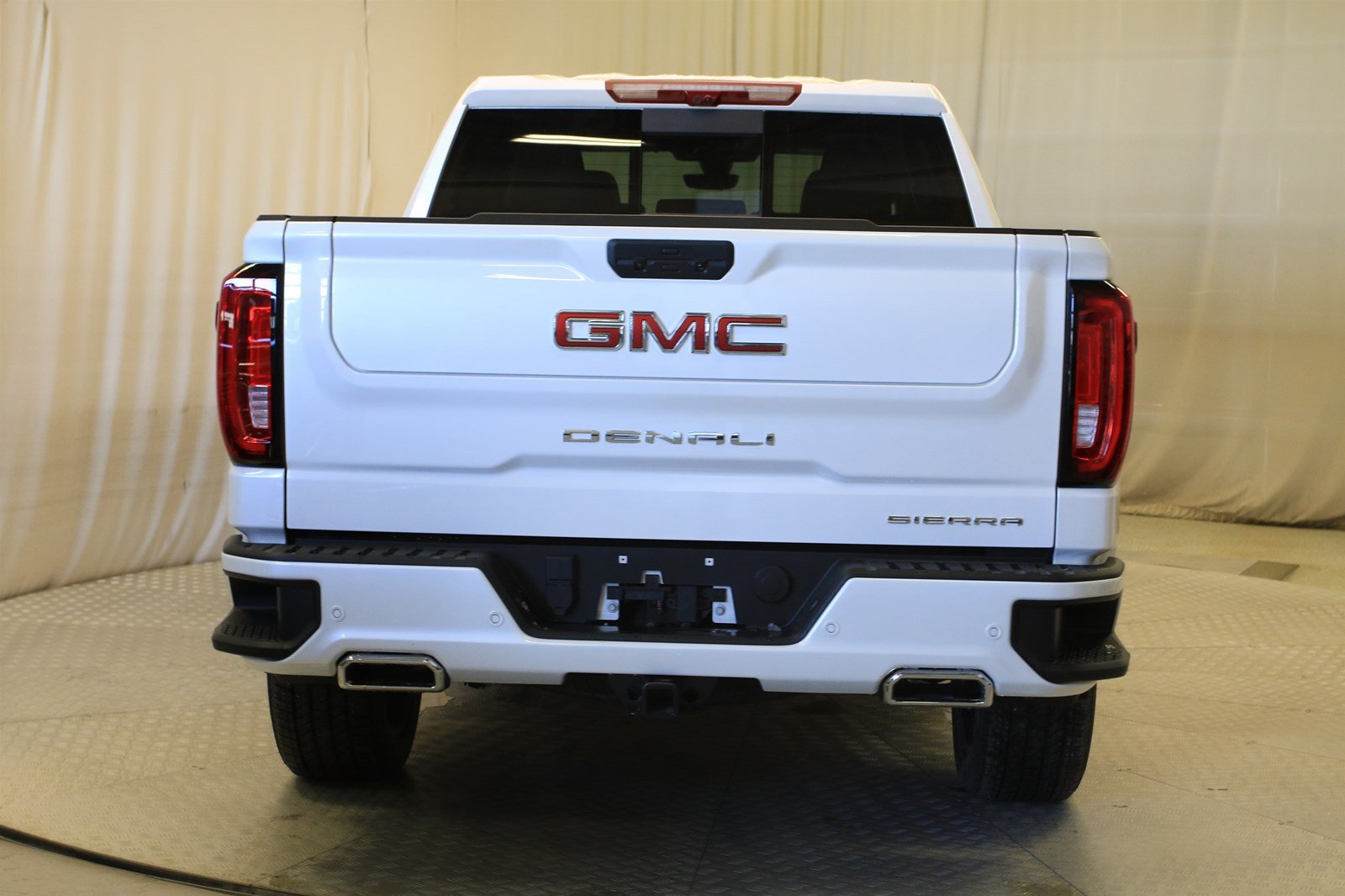 New 2020 GMC Sierra 1500 Denali 4WD Crew Cab Pickup