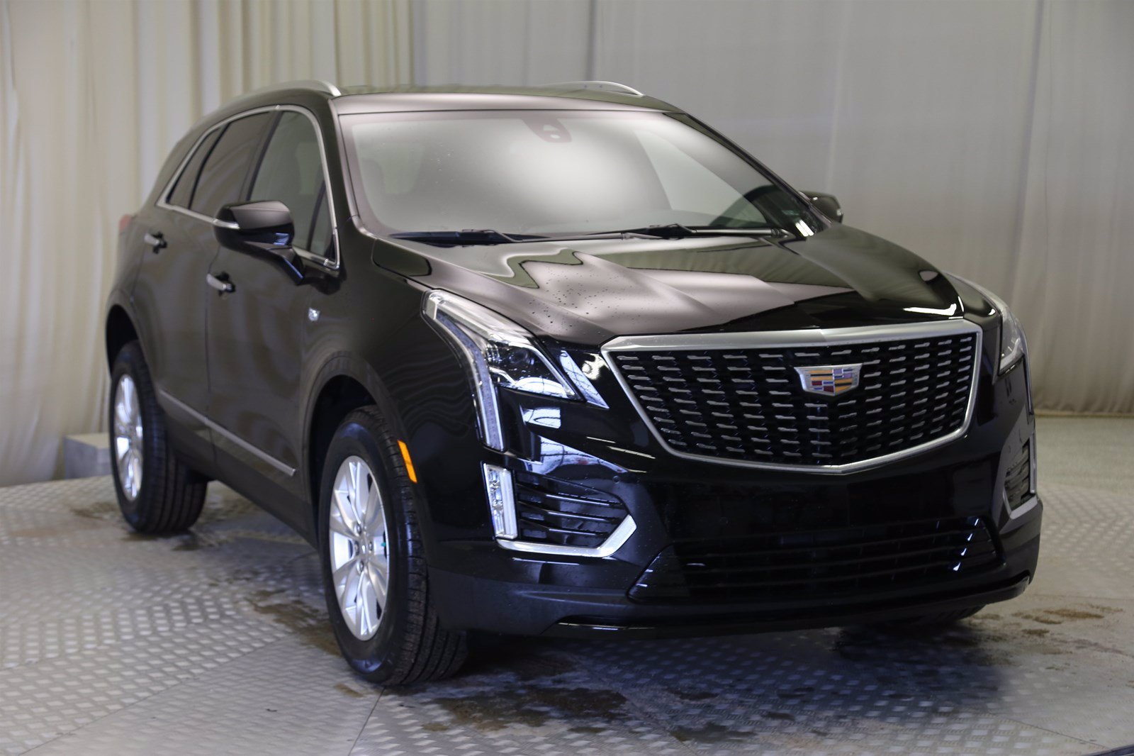 New 2020 Cadillac XT5 Luxury AWD AWD SUV