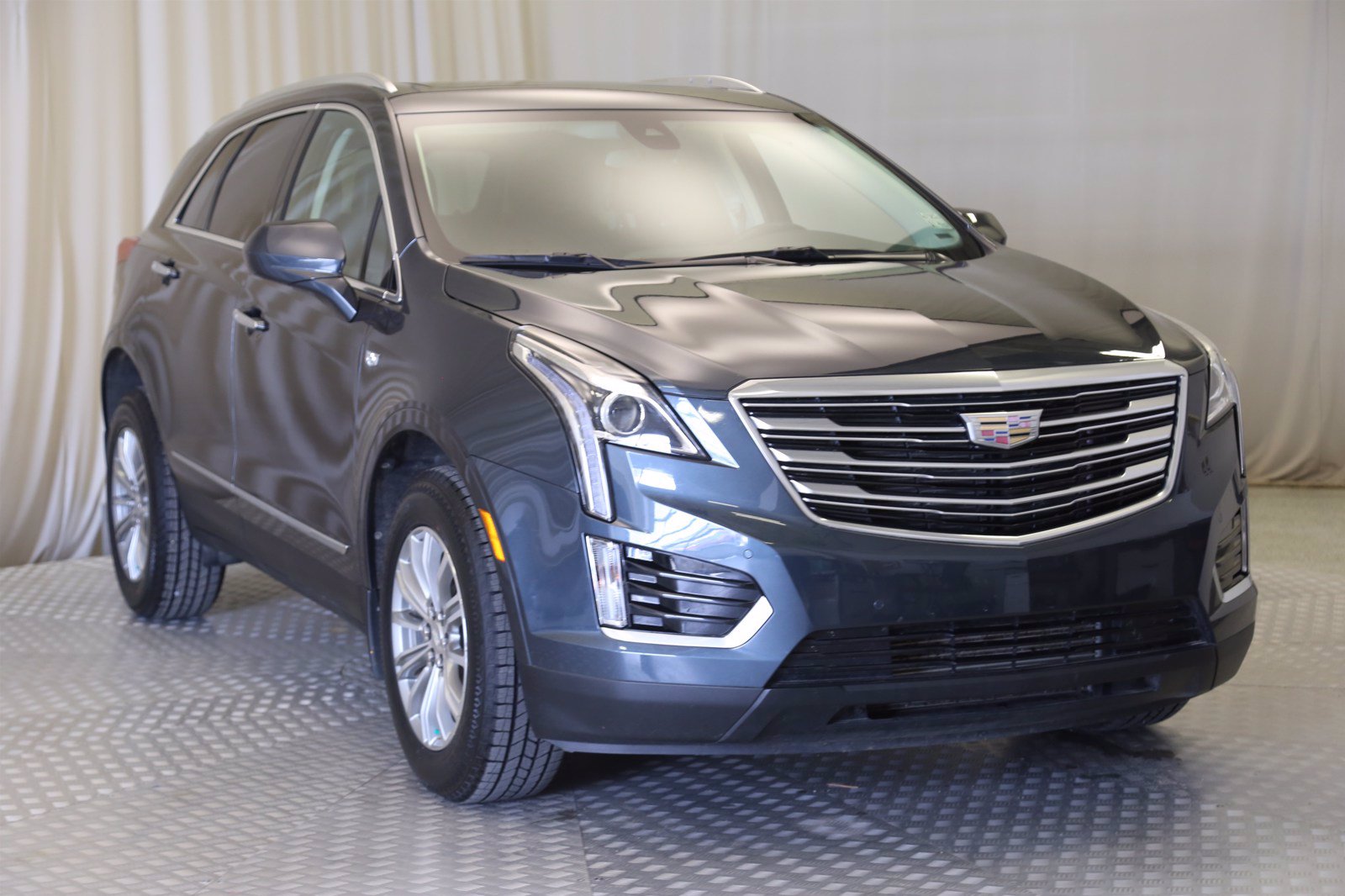 Certified Pre-Owned 2019 Cadillac XT5 Luxury AWD*LEATHER*SUNROOF*NAV ...