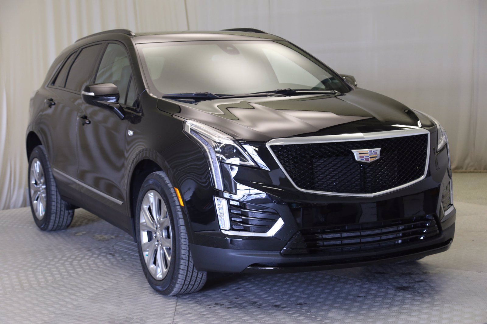 New 2020 Cadillac XT5 Sport AWD AWD SUV