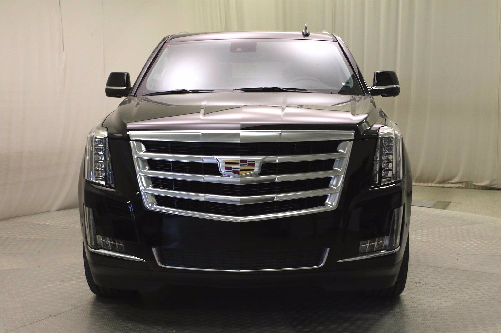 New 2020 Cadillac Escalade Luxury 4wd Suv