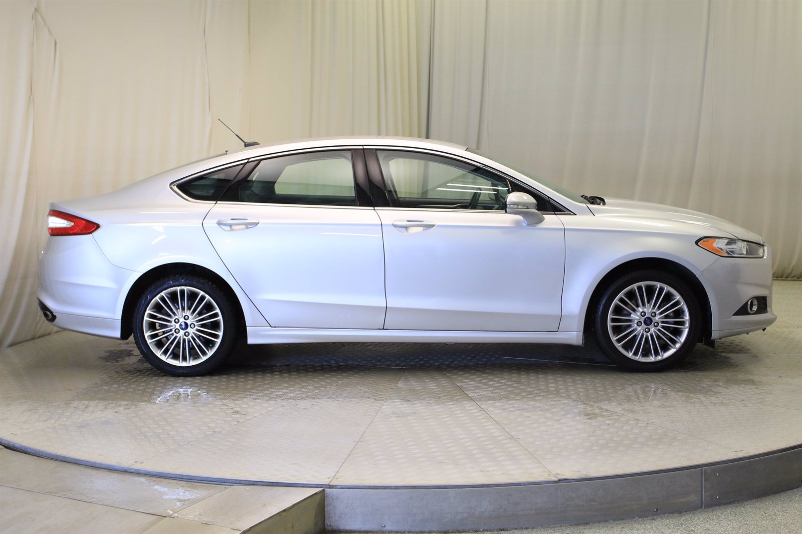 Ford fusion 4